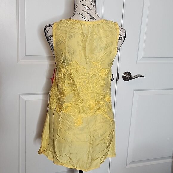 NWT Yellow Da-Nang Silk Button Down Sleeveless Top Size XS - Picture 3 of 7